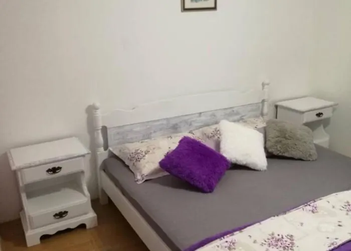 Jadranka بيت للعطل Gdinj